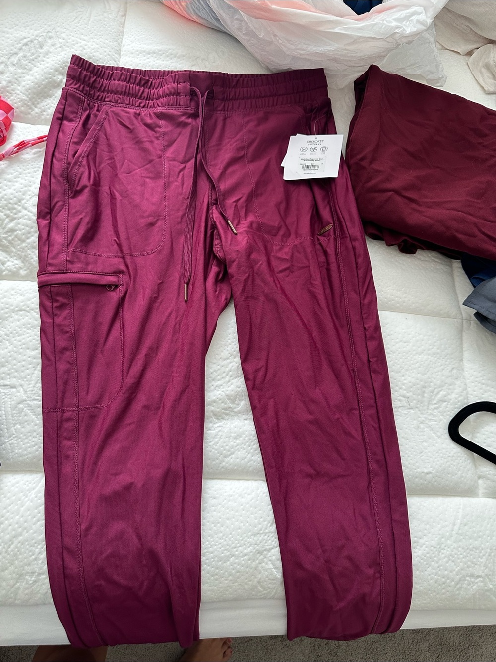 Women’s Cherokee Scrub bottoms - small